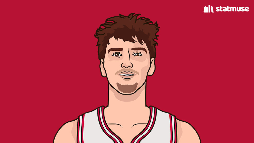 Chicago Bulls:

— 5-0 
— 1 seed
— 6th in offense
— 8th in defense 

Their best start since 1996-97.