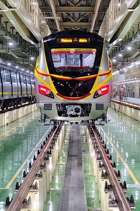 ChristinMP_'s tweet image. Welcome TS5 #YellowLine 

#ElectronicsCityMetro 
@OfficialBMRCL