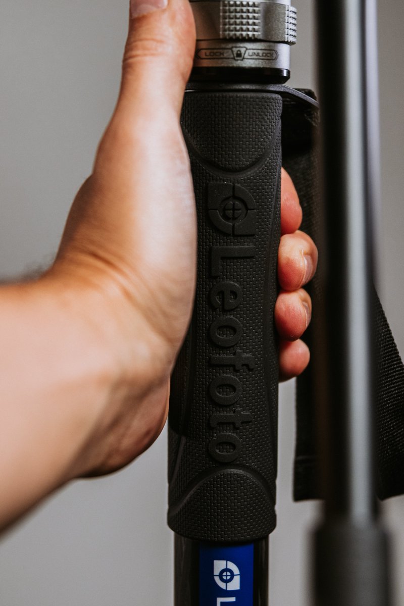 LeofotoZS's tweet image. Tight spaces, meet your match! 
🤩 The Leofoto Wand Series Monopod keeps your shots steady in crazy crowds and even lets you adjust angles with your foot. 👣

📽️ IG@artestheticspl
📌 MF-324CL + BV-10 + VD-04
🔗 Explore more: leofoto.com/products_detai…

#CameraMonopod #VideoGear