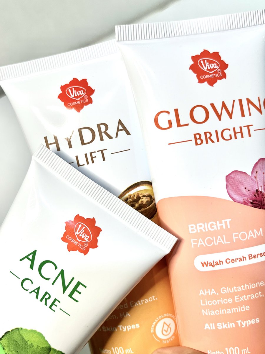 finally brand legend Viva launching facial foam collab sama ka Shenina Cinnamon💗

ada 3 varian yg dibutuhin banget sama kulit kita❗️aku kupas tuntas dibawah👇🏻