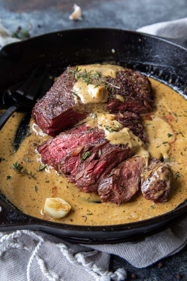 The boys are over for the weekend, so I've brought the steak out to try a new recipe. It's cast iron Bavette Steak with Whiskey Garlic Cream Sauce <3