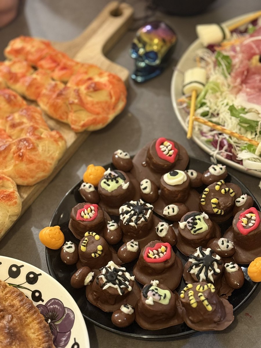 かおりん (@8A7bghkaQD18dTY) / Posts / X