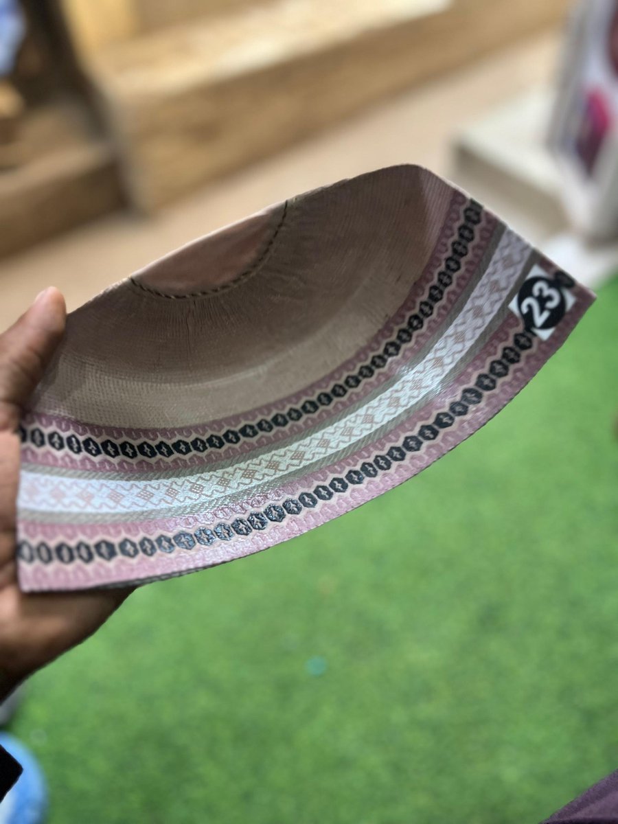 ATIKU CAPS AVAILABLE IN SIZE 23🎊🔥

🏷️:12K Each
📍Kano,Nigeria ✦ 08148663410

Delivery Nationwide | Kindly Repost