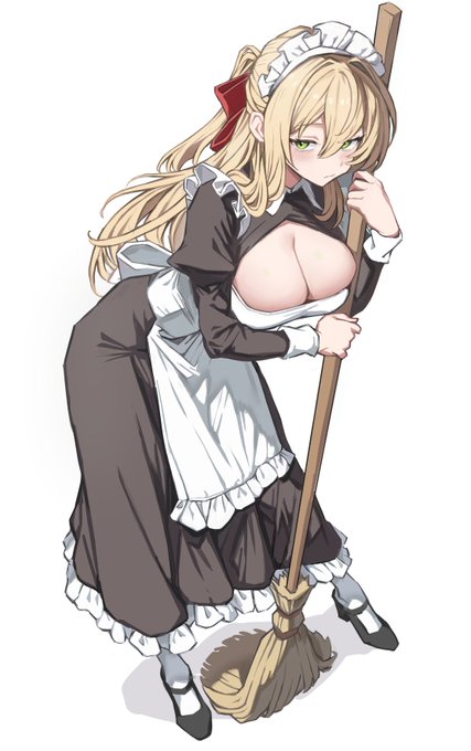 金髪メイドさん 