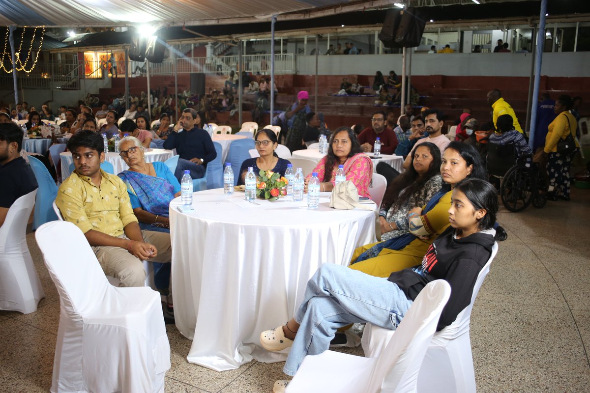 Joined Patidar Samaj Kampala to mark the 150th birth anniversary of Sardar Vallabhbhai Patel. The Indian community took the Rashtriya Ekta Diwas pledge. Patidar Samaj donated 15 wheelchairs and food items to persons with disabilities.
<a href="/MEAIndia/">Randhir Jaiswal</a>
<a href="/iccr_hq/">ICCR</a>