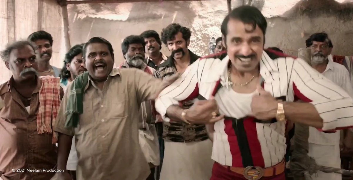 itz_chillax's tweet image. Bro doesn&apos;t have interest in politics 

Bro in interview : en arasiyal ariva paru da 🌸