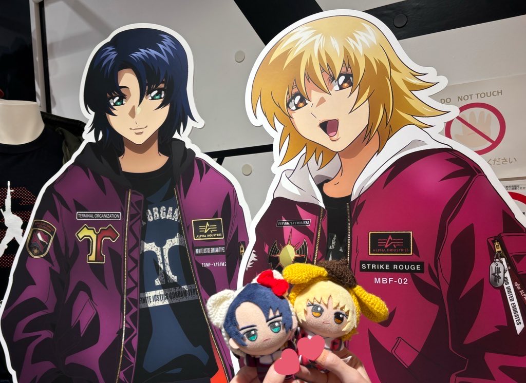 夫が「折角だから行こう」と提案してくれたのでお逢いしてきました〜！！お店に向かう途中でパネルが見えたから嬉しくなっちゃった🥹アスカガが美男美女すぎて眩しかった✨また行きたいな〜