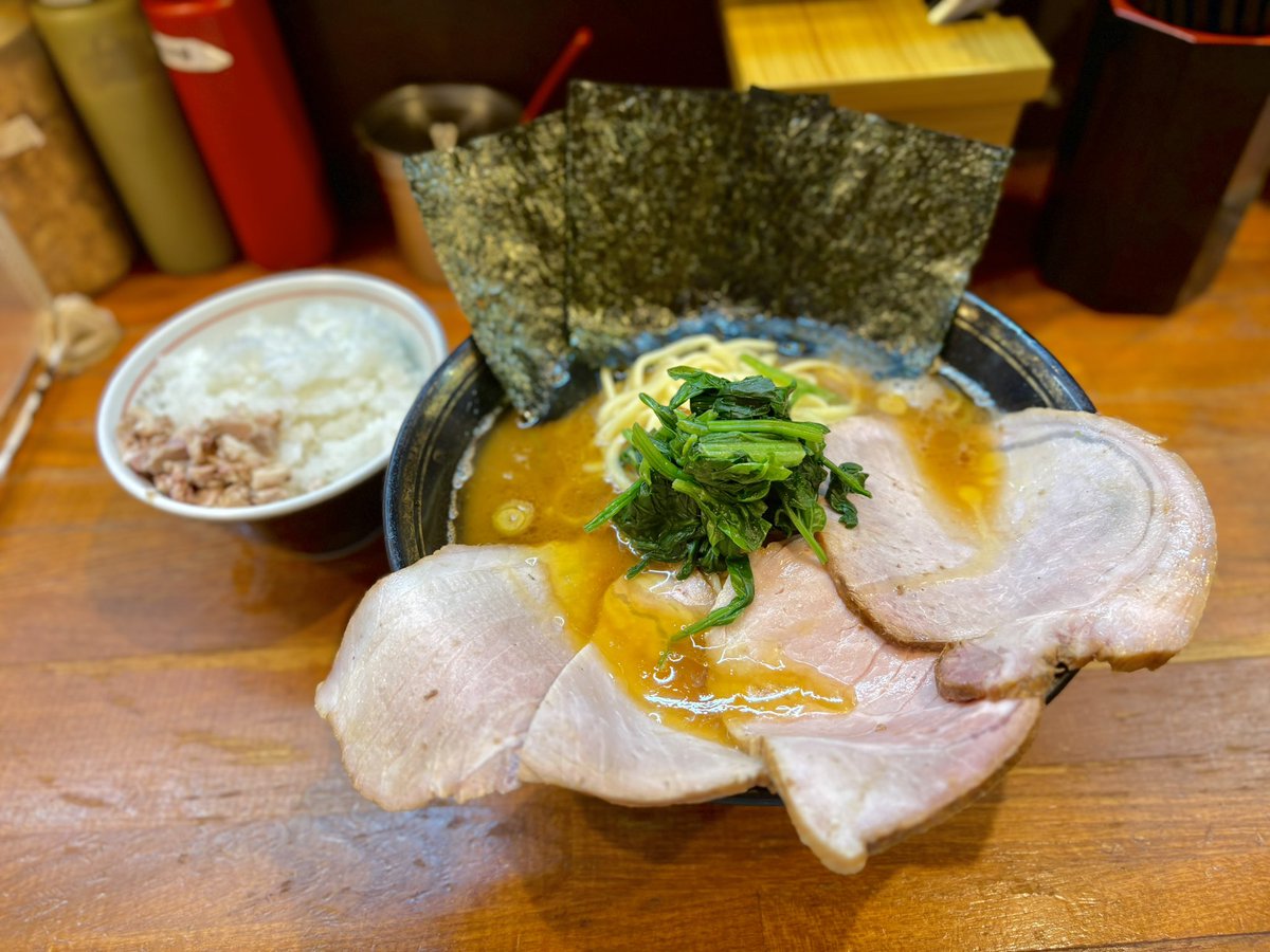 emitrain19's tweet photo. #末廣家
美味しすぎる〜！！！！！！ https://t.co/tXiQhTPZhh