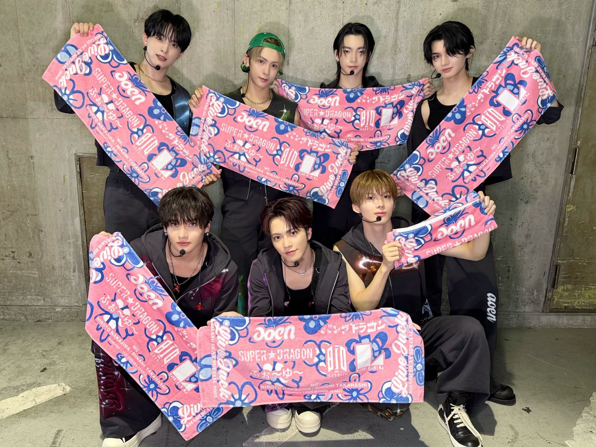 aoen_official's tweet photo. 💙#aoen日和📷☀️251101
『Livejack 2025 SMASH BEAT SP』に初出演いたしました！
ありがとうございました💙

#カンテレ 
#Livejack #SMASHBEAT
#aoen #アオエン https://t.co/DAEf628lfw
