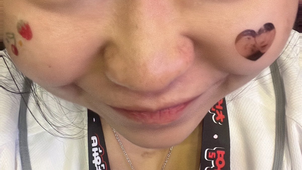 baekyeolkr's tweet image. thank you @Cy_rowsse forda tattoo stickers hehehe umabot ng sg🫶