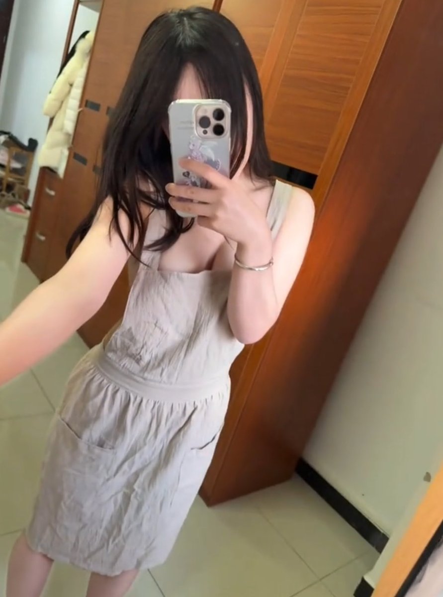 lima_angil's tweet image. 今晚万圣节，想去玩，有对贵阳比较熟悉的小帅吗？去玩可以带上我呢！我很听话