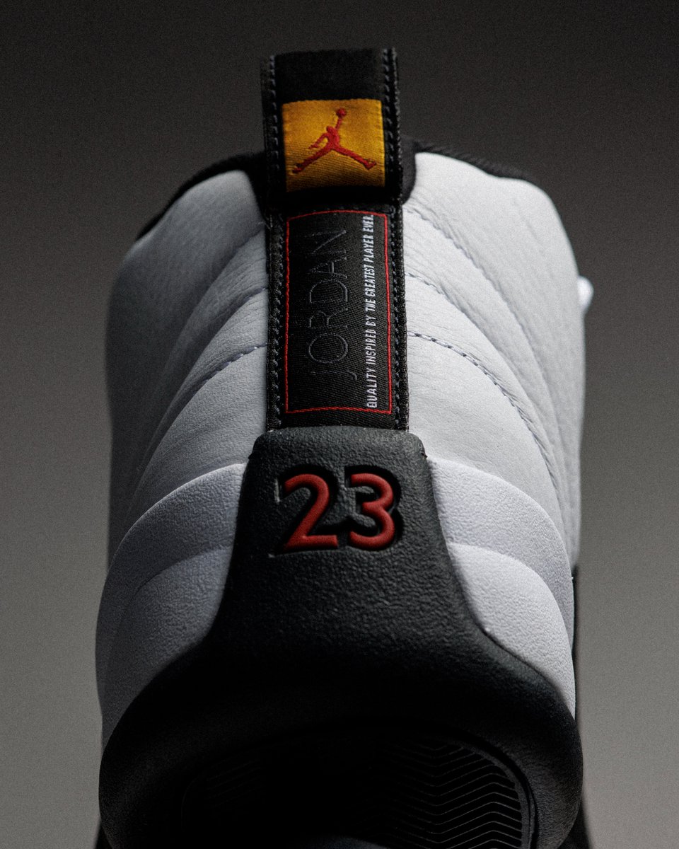 AandS_official's tweet image. 2025. 11. 8 (sat) in store.

■NIKE AIR JORDAN 12 RETRO
1996年、ジョーダンの活躍を象徴するAIR JORDAN 12が復刻。放射状ステッチの美しいデザインにZoom Airを初搭載し、上質レザーと快適性を備えた「Taxi」カラーはNYのイエローキャブに着想を得た名作です。

x.gd/o0t7f