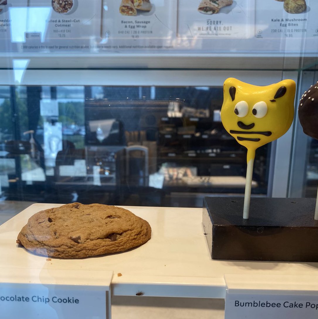 ohh he want that cookie so badd..