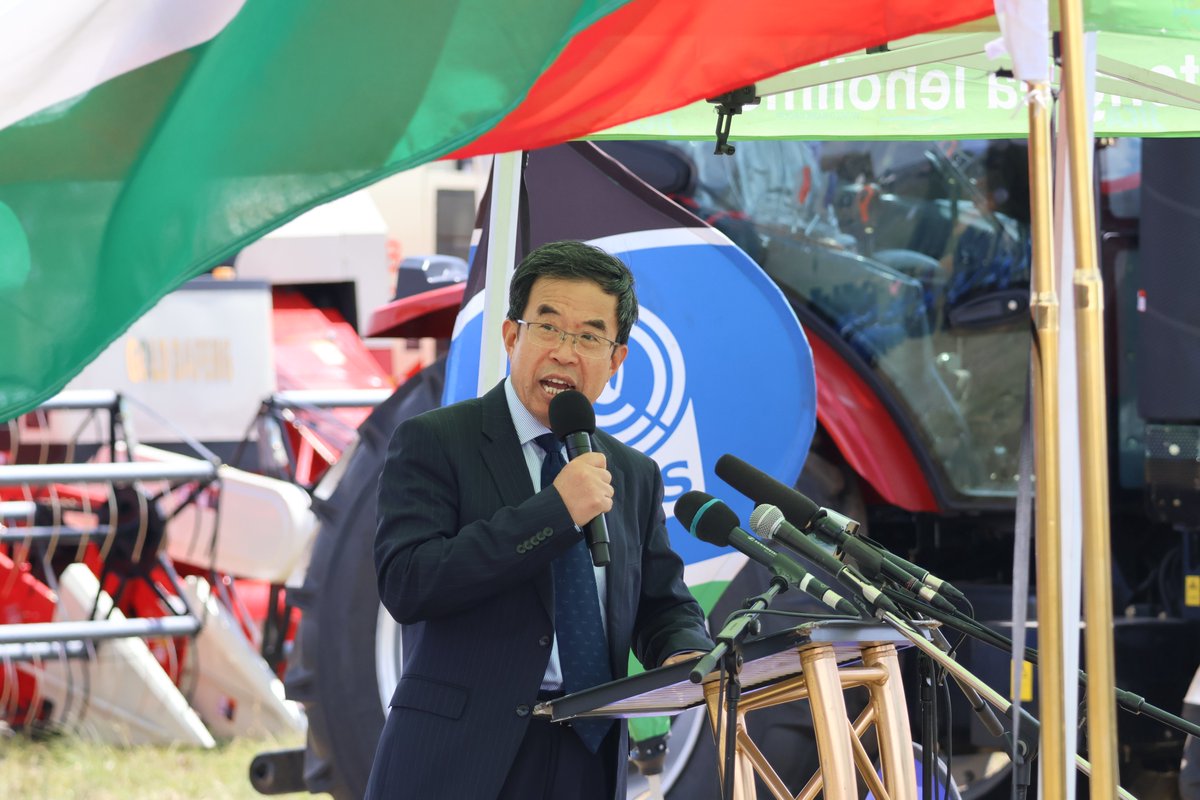The RH Prime Minister Samuel Matekane expressed gratitude to the Government of China for its generous donation of agricultural machinery worth M35 million. #LesothoGovernment #ChinaLesothoPartnership #AgricultureDevelopment #FoodSecurity #EmpoweringFarmers #FOCAC