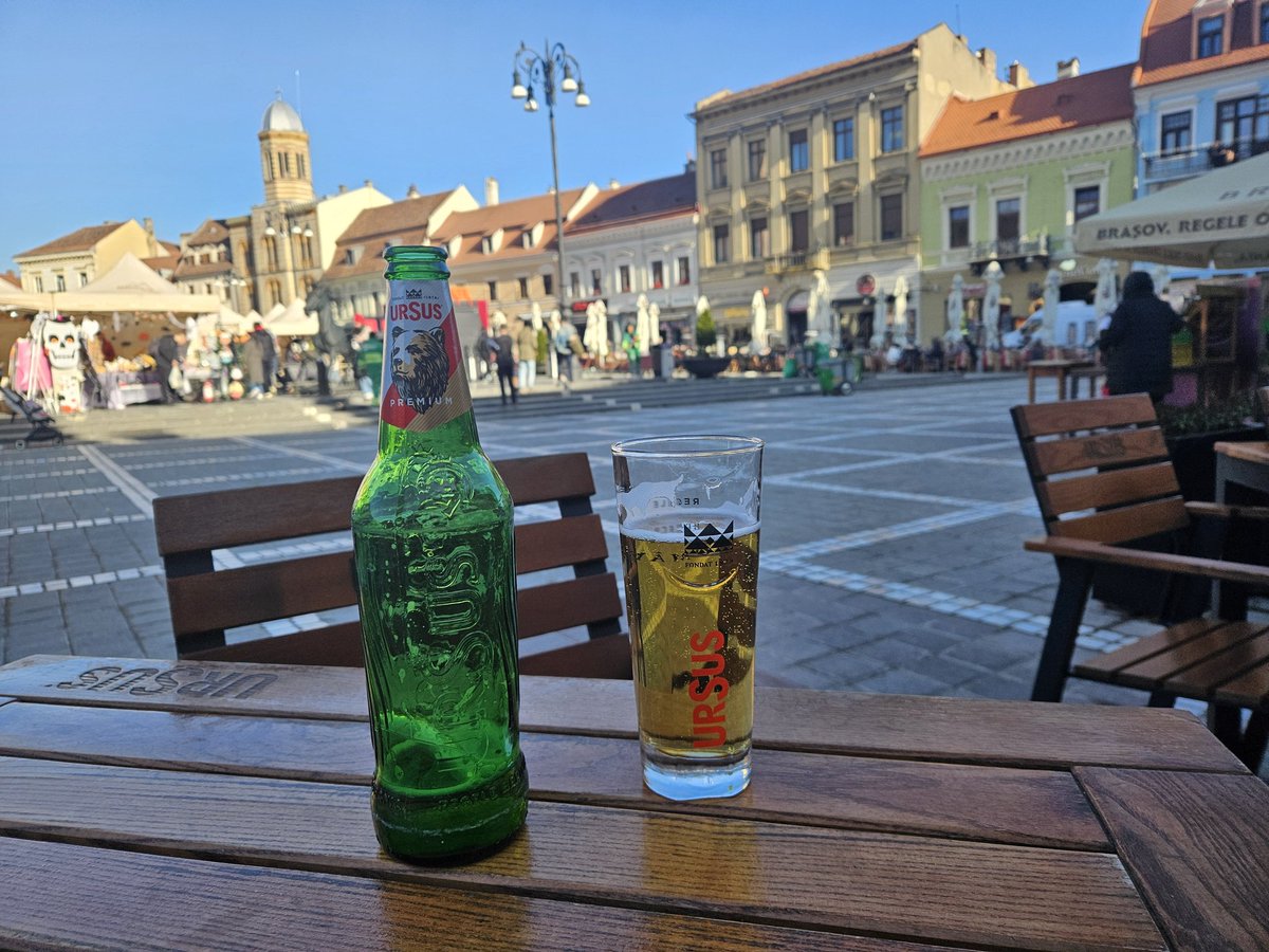 RJonTourUK's tweet image. Halloween market in Brasov today while running errands and #beeroclock.

Find out about visiting Brasov in Romania on my #travelblog.

rjontour.com/brasov/ #traveltribe