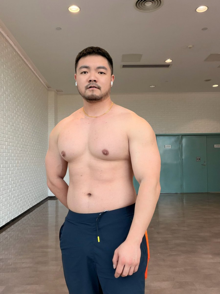 扑牛牛 tweet media