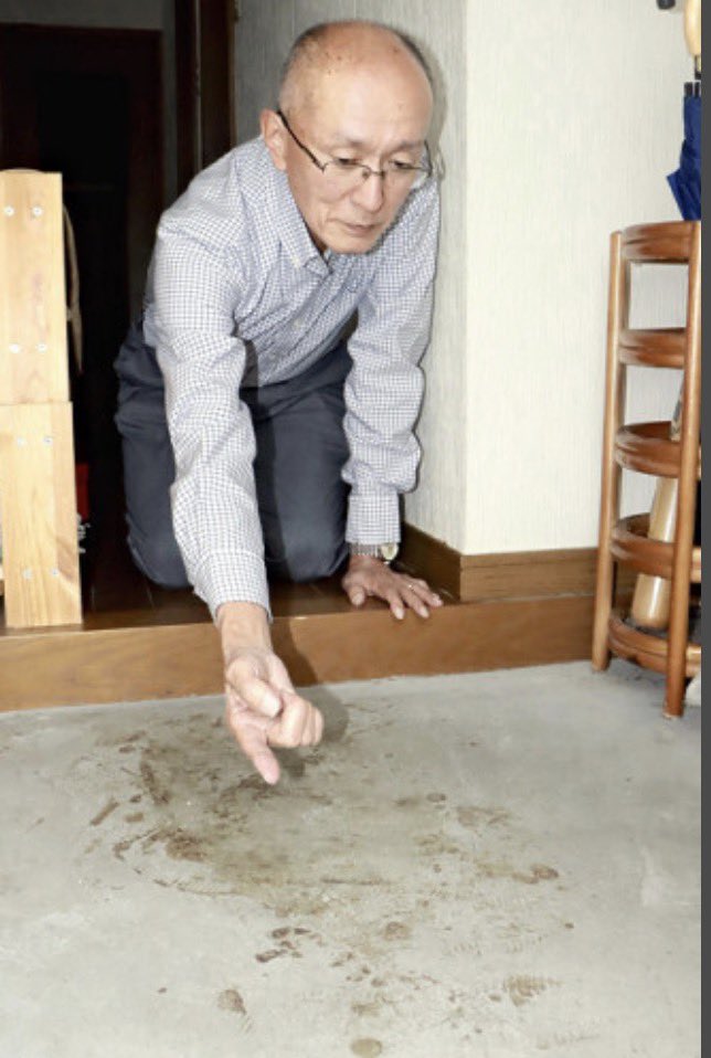 Чтобы сохранить все улики и место преступления в изначальном виде японец 26 лет продолжал платить арендную плату за квартиру, где в 1999 году убили его жену. Арендная плата обошлась более чем в 10млн рублей. В этом году подозреваемого в преступлении наконец-то арестовали