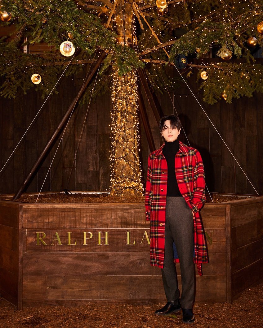 [📱] KAKAOTALK • 251101

RALPH LAUREN KakaoTalk Channel update with #ENHYPEN_JAY! 🐈‍⬛

“2025 Holiday Experience Opening

To celebrate the holiday season, Ralph Lauren presents the “2025 Holiday Experience” in Seongsu, honoring the beauty of the American luxury lifestyle.
Krystal,