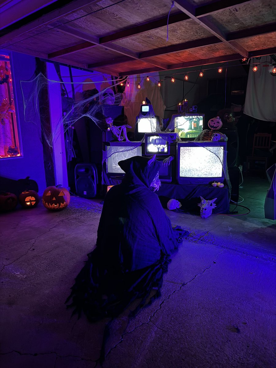 ascii_dragon's tweet image. Happy Halloween