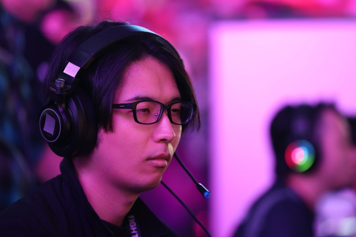 esports_REJECT's tweet photo. Five from RC in the Top 16.
Top 8, we’re next.
#RCWIN #CPT2025 #FCCVICHENGDU https://t.co/tYcbPQMfCw