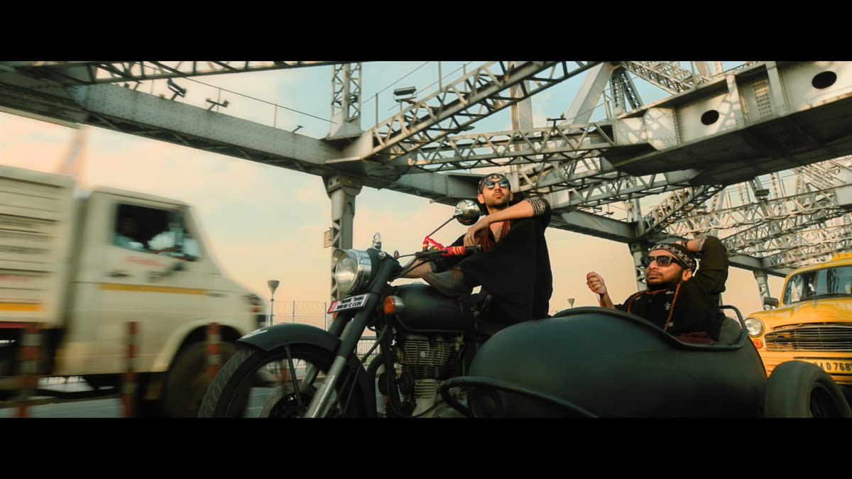 That climax twist &gt;&gt;&gt; one of the best in Bollywood horror comedies 🧿 #BhoolBhulaiyaa3 #1YearOfBB3