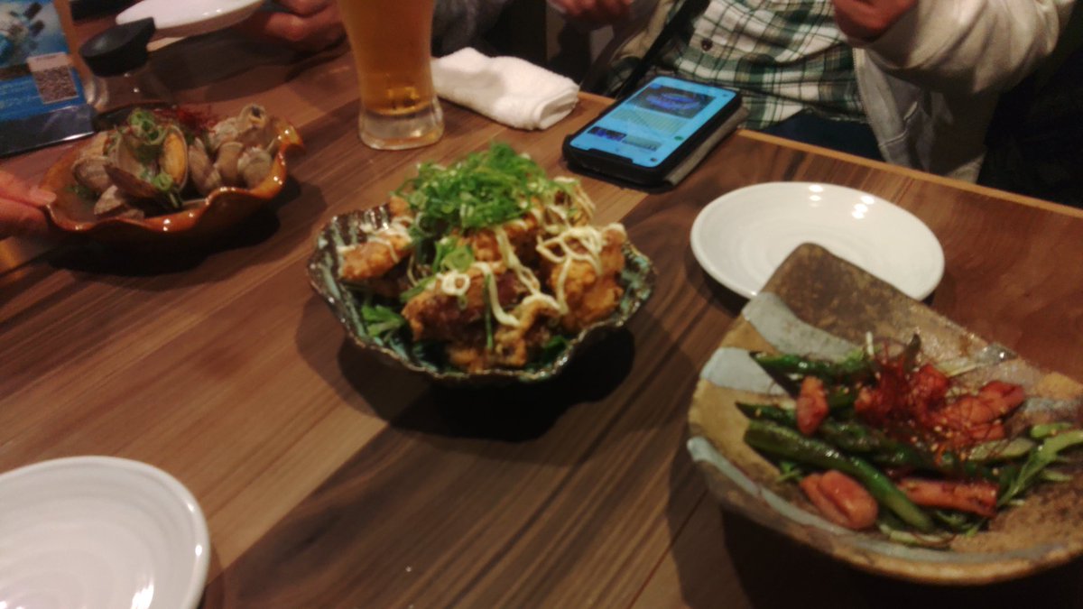 明日に向けて反省会in四日市、開始～😸🏀

#東京羽田ヴィッキーズ