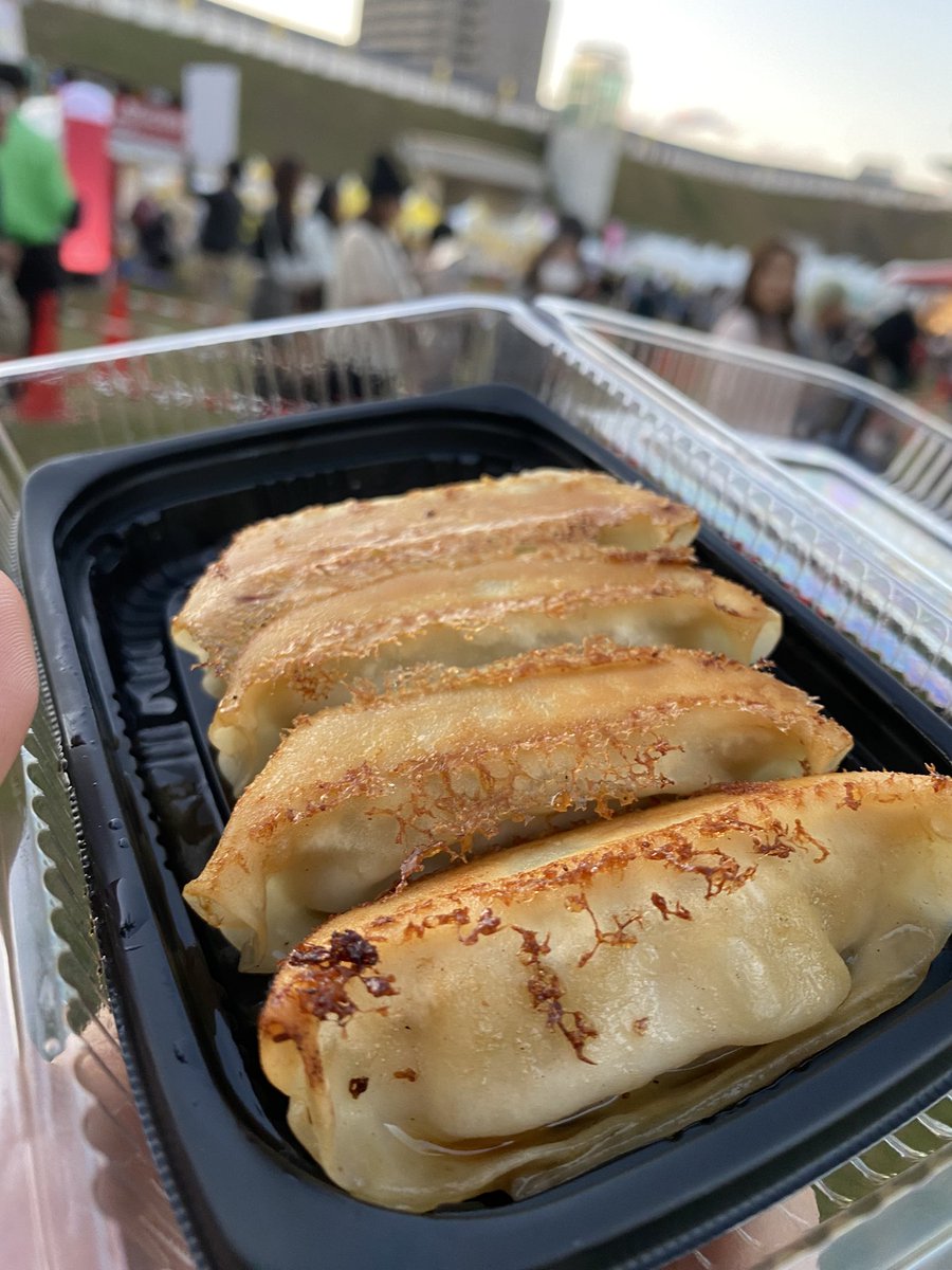 mecard515's tweet image. #鬼の子CS

予選 
赤青エース　　後⭕️
緑ボニー　　　後⭕️
緑ボニー　　　後⭕️
赤紫ロジャー　後⭕️
緑ボニー　　　後❌
赤青エース　　後❌

サブトナメ
赤黒サボ　　　先❌

後半大失速、、

餃子は優勝🏆