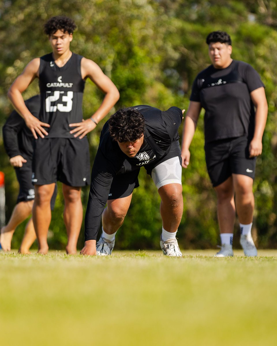 discipline isn’t about doing it when it’s easy  it’s about doing it when no one’s watching.

#HardWorkPaysOff #discipline 
<a href="/coach_marini/">Heather Marini</a>