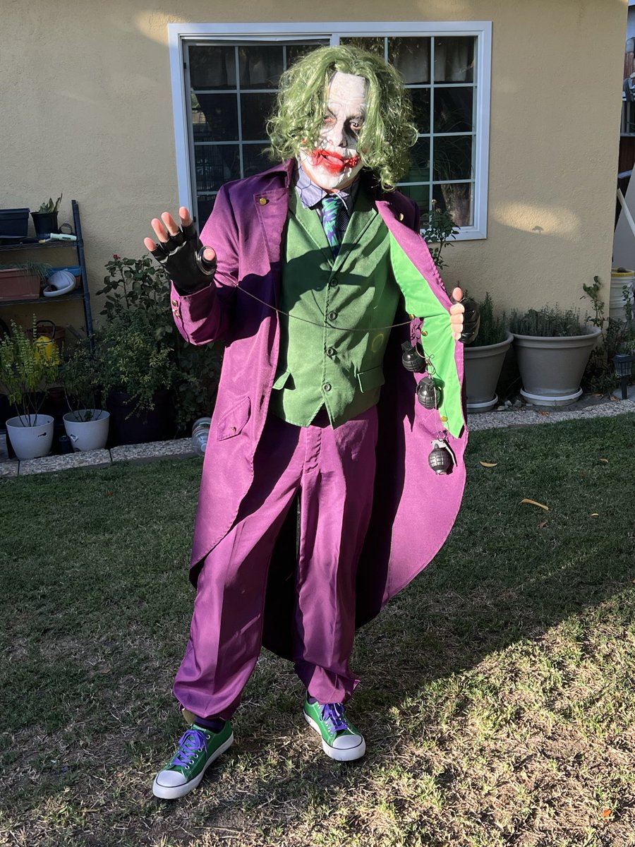 SOA Paint Crew tweet media