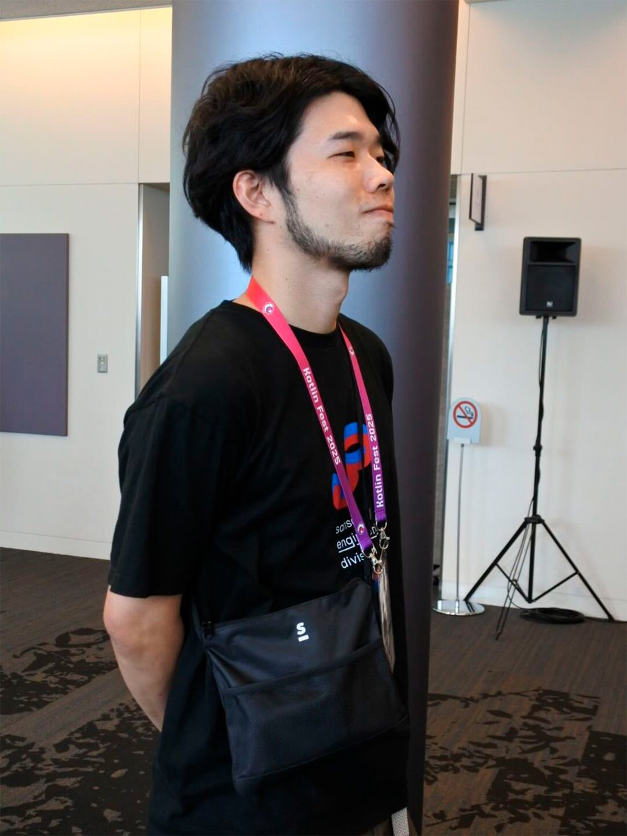 SansanTech's tweet image. ／
#KotlinFest2025
Sansanは「ブース9」に出展中🐤
＼

SansanブースではKotlinクイズを出題中です！

参加された方にはオリジナルサコッシュをプレゼントしていますので、ぜひお越しください🐤🐤🐤