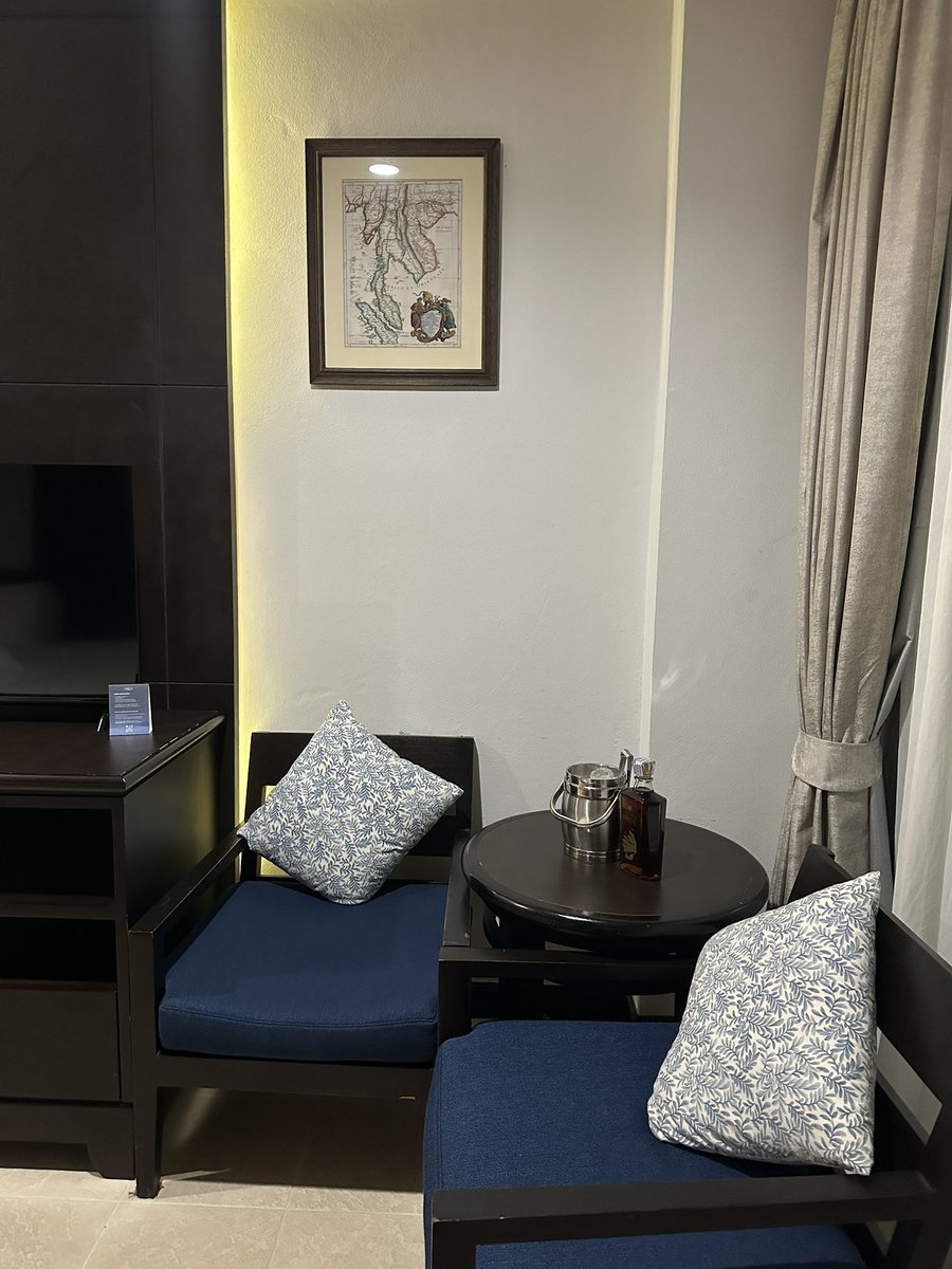 MY.Couple tweet media