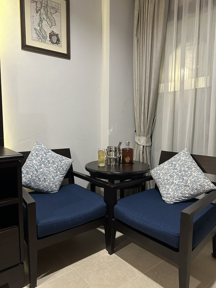 MY.Couple tweet media