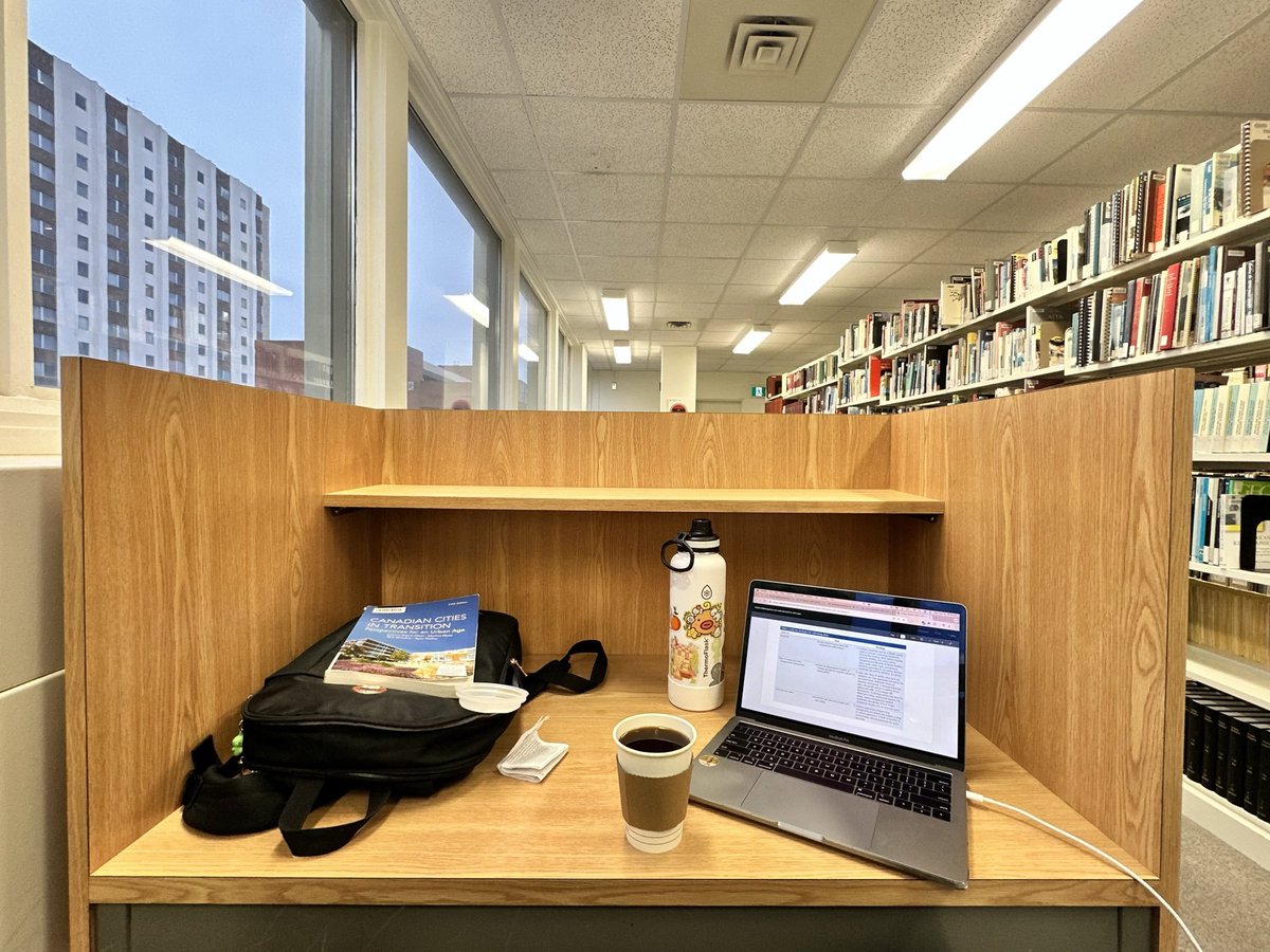 sbmptnfess's tweet image. di kampus kalian udah ada study space kaya gini kah? kalo ada spill dong ptn! apa??