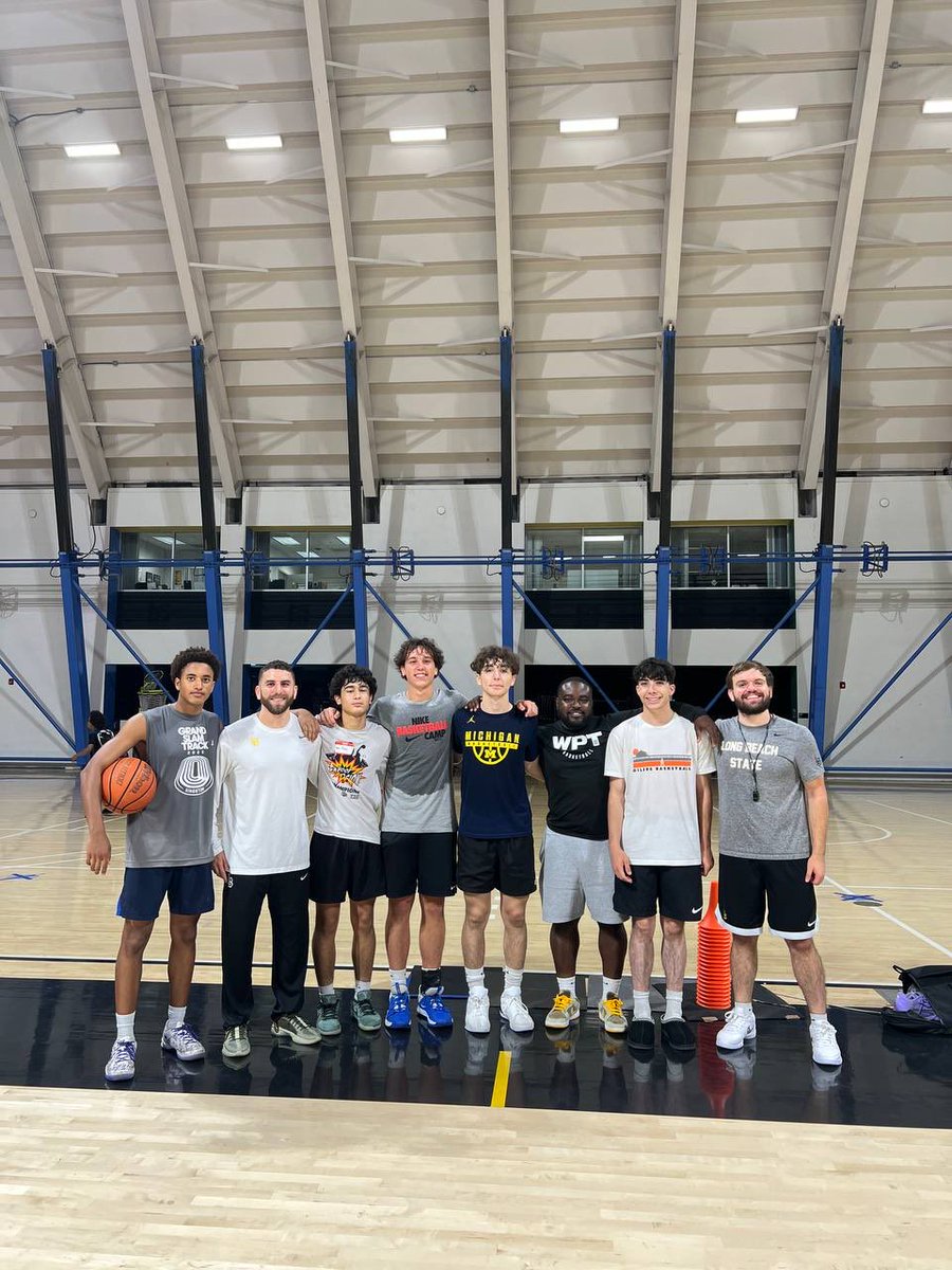 Nick Weis tweet media