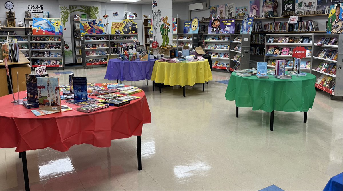 MaryLisaRicardo's tweet photo. What better way is there to celebrate OpenHouse #backtoschool2025 and foster a love of reading than with a @scholasticCDA Book Fair! 📚❤️ #SchoolLibraryJoy
@Scholastic @ScholasticEdCda @DPCDSBSchools @DpLiteracy @dp_EarlyYears @DP_LibSupport #schoollibrary #schoollibrarian https://t.co/wrdIW8PyNy