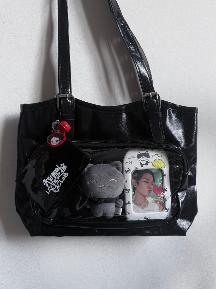 the8aby's tweet image. ∧,,,∧
(  ̳• · • ̳)
/    づ♡ FREEBIES 
THE BLAZE IN JAKARTA
— by @the8aby
limited quantity.
⏰TBA.
like & repost are appreciated!♡
see you, guysss~
#THEBLAZE_in_JAKARTA #THEBLAZEinJakarta 
#THEBOYZ #더보이즈