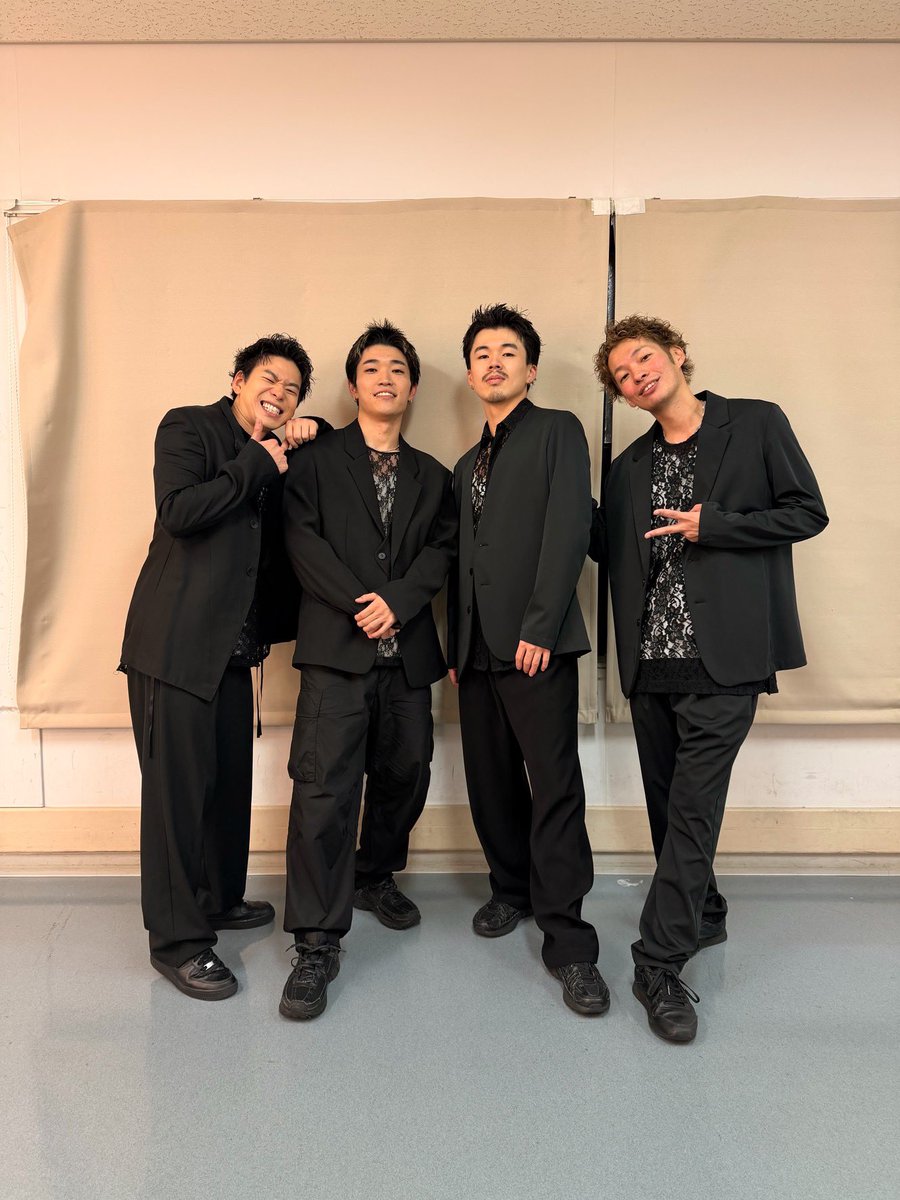 Hachi___1002's tweet photo. 亀梨和也さんのファンミーティング「TALK to ME」にて

The truth,離さないで愛の2曲をダンサーとしてサポートさせていただきました！

ご覧いただいた皆様、素敵な機会を下さった Takuya さん、そして @K_KAMEofficial さん！
本当にありがとうございました！
#亀梨和也 #TALKtoME #亀梨和也_TALKtoME https://t.co/cGT41lPbsh