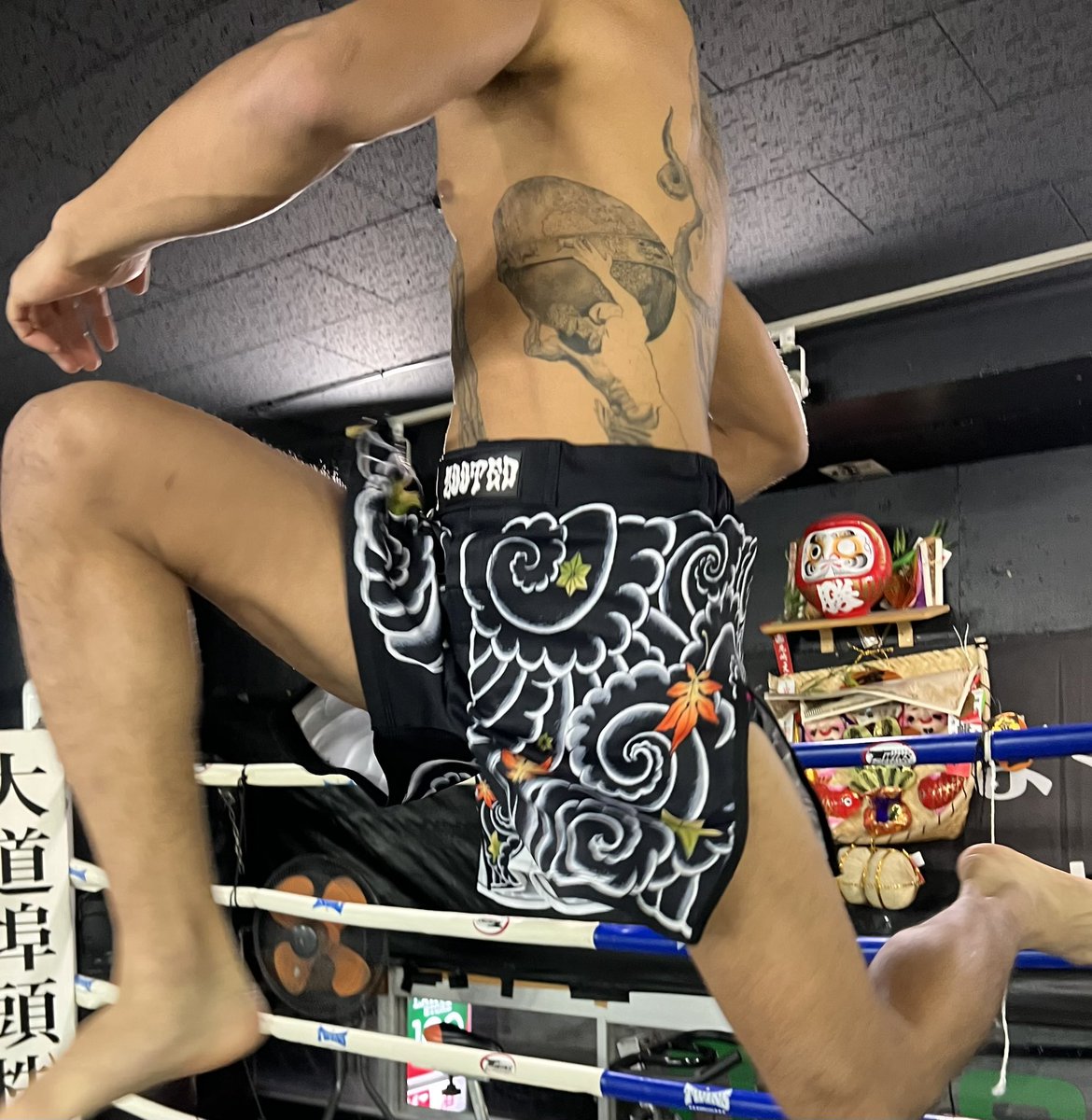 黒人ボクサー 溝口司 (@tsukasa_mma67) / Posts / X