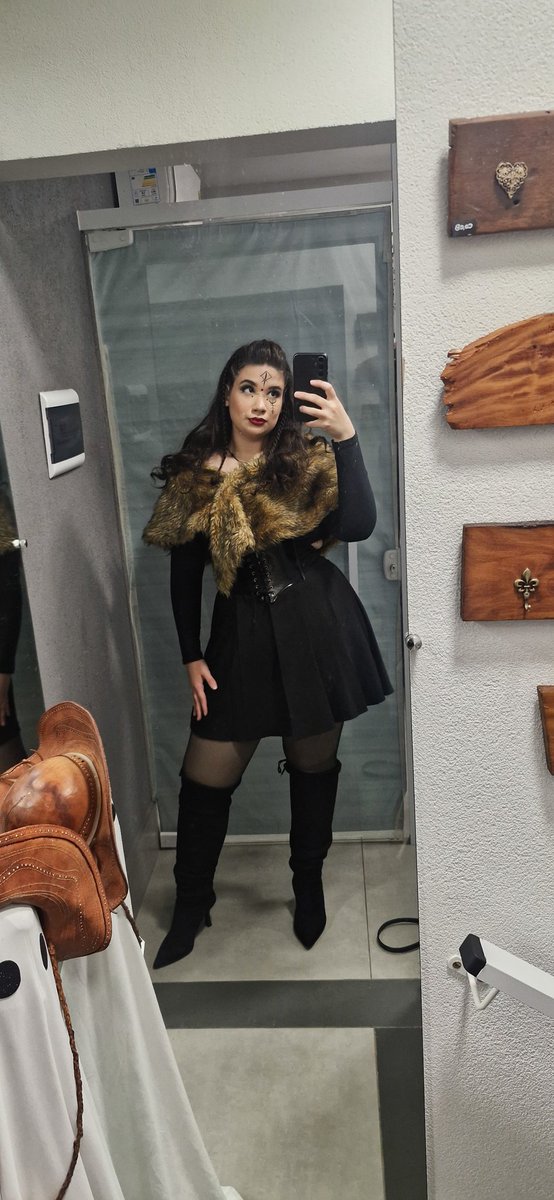 Lara ♏️🌙 tweet media