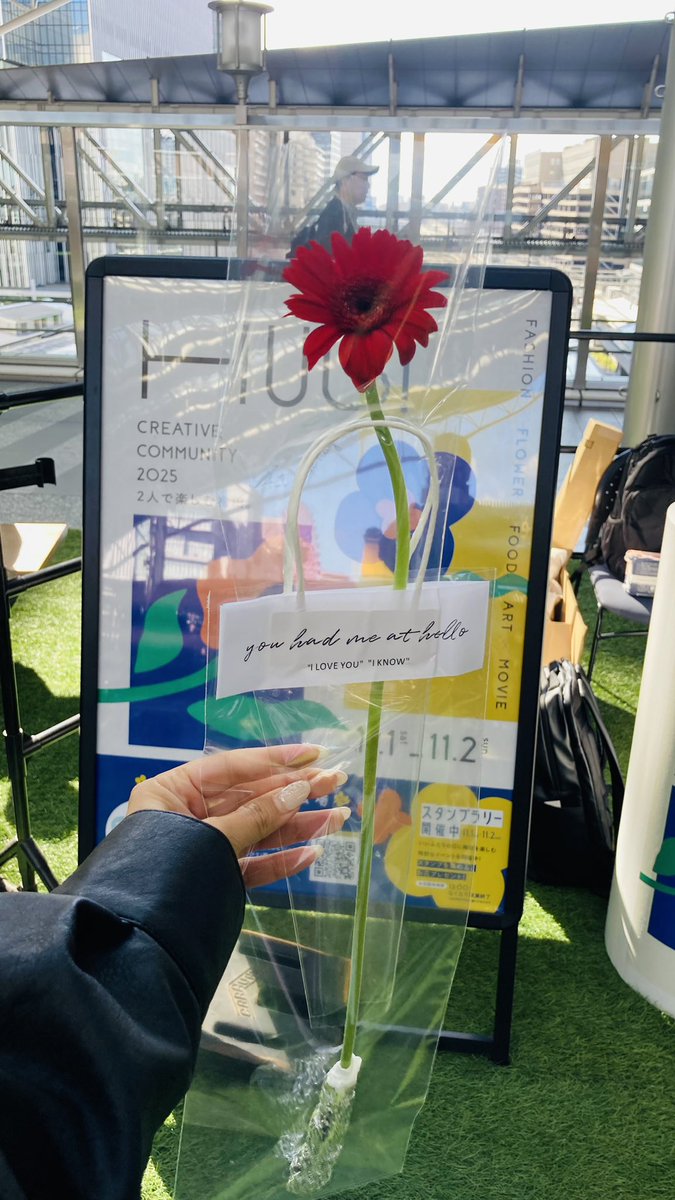 OSC2022OFFICIAL's tweet image. HUG！CREATIVE COMMUNITY2025のスタンプラリースタートしております♪
先着順でお花プレゼント中💐
時空の広場でお待ちしております〜🙌🙌