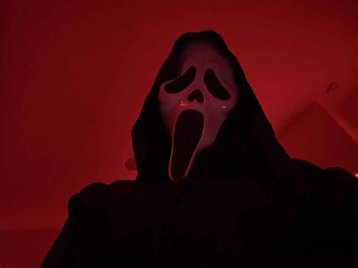 ProbablyRiles's tweet photo. hallo ween https://t.co/cgCfN8oNaT