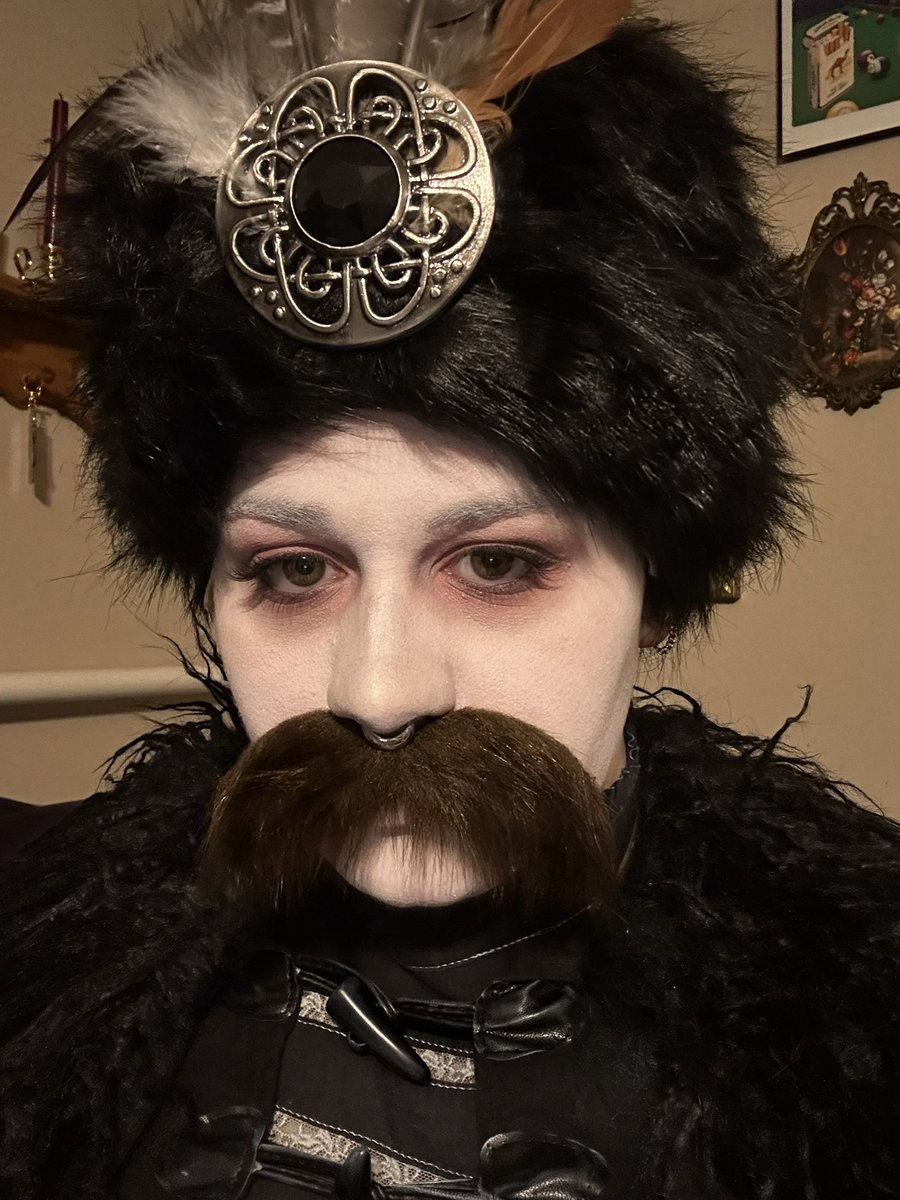 imgoinmental's tweet photo. Happy Halloween who wants to be my affliction 🤔 https://t.co/KDe2c732xk