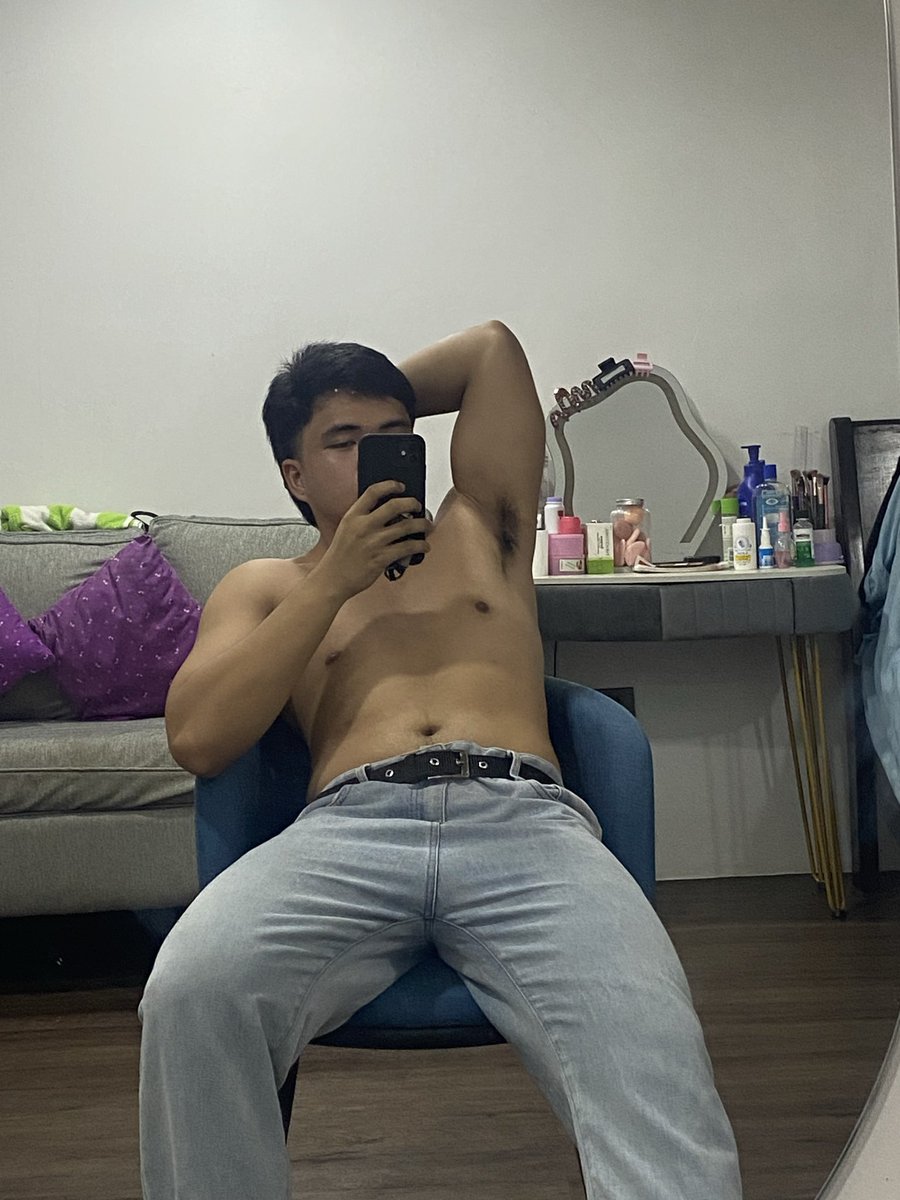 nahtanohjjo's tweet photo. Happy Halloween!👻🐀

Would you mind loosening my belt for me? https://t.co/ZTeyrmOjoc