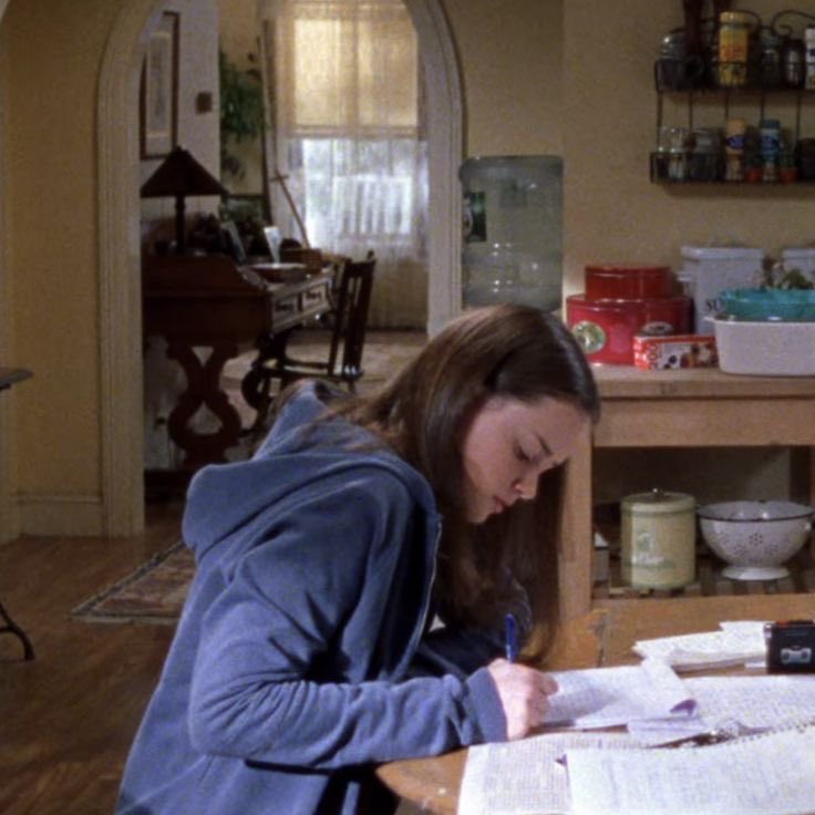 wsmor's tweet image. 나의 최고 갓생 자극은 로리 길모어
11월 코어 이걸로 갑니다