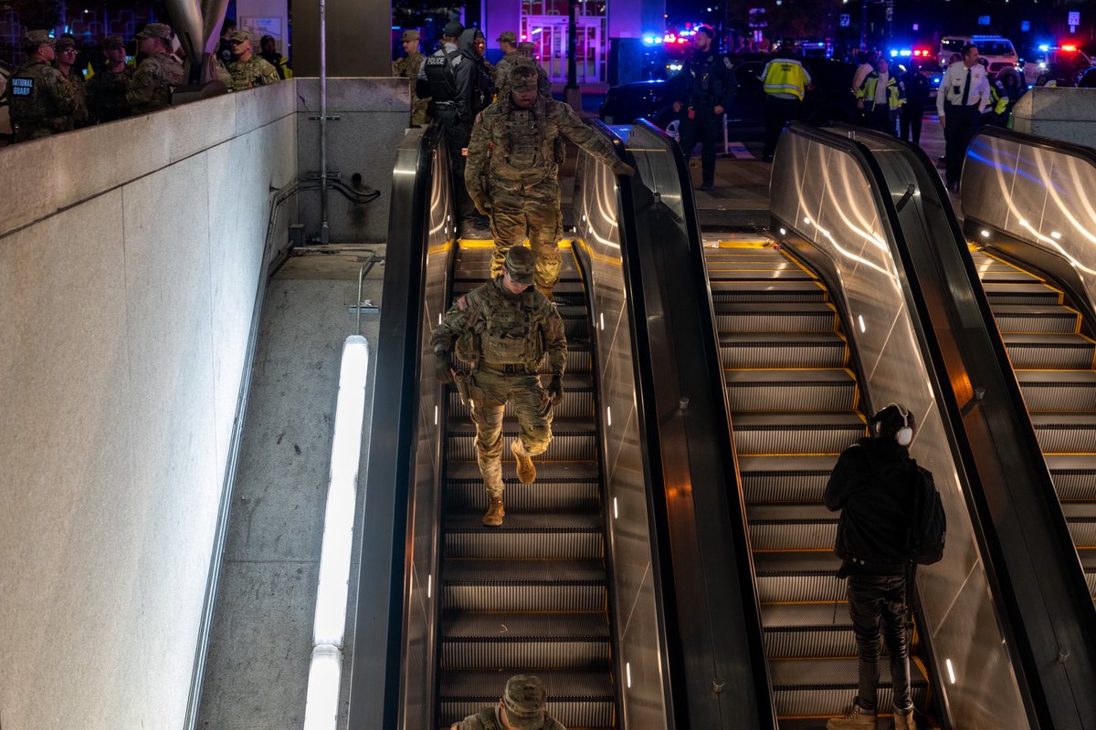 DC Police and National Guard swarm the Navy Yard after a large group of juveniles got into altercations with each other and police. Several arrested.