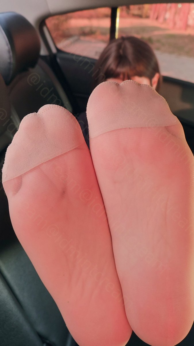 #시디 #CD #crossdresser 

설레 발😹
👣👣