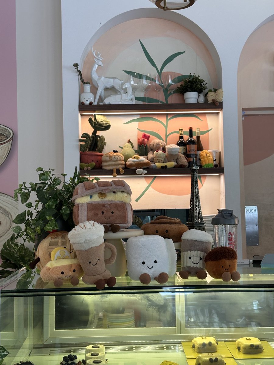 Johnoadm's tweet image. 테마 카페.