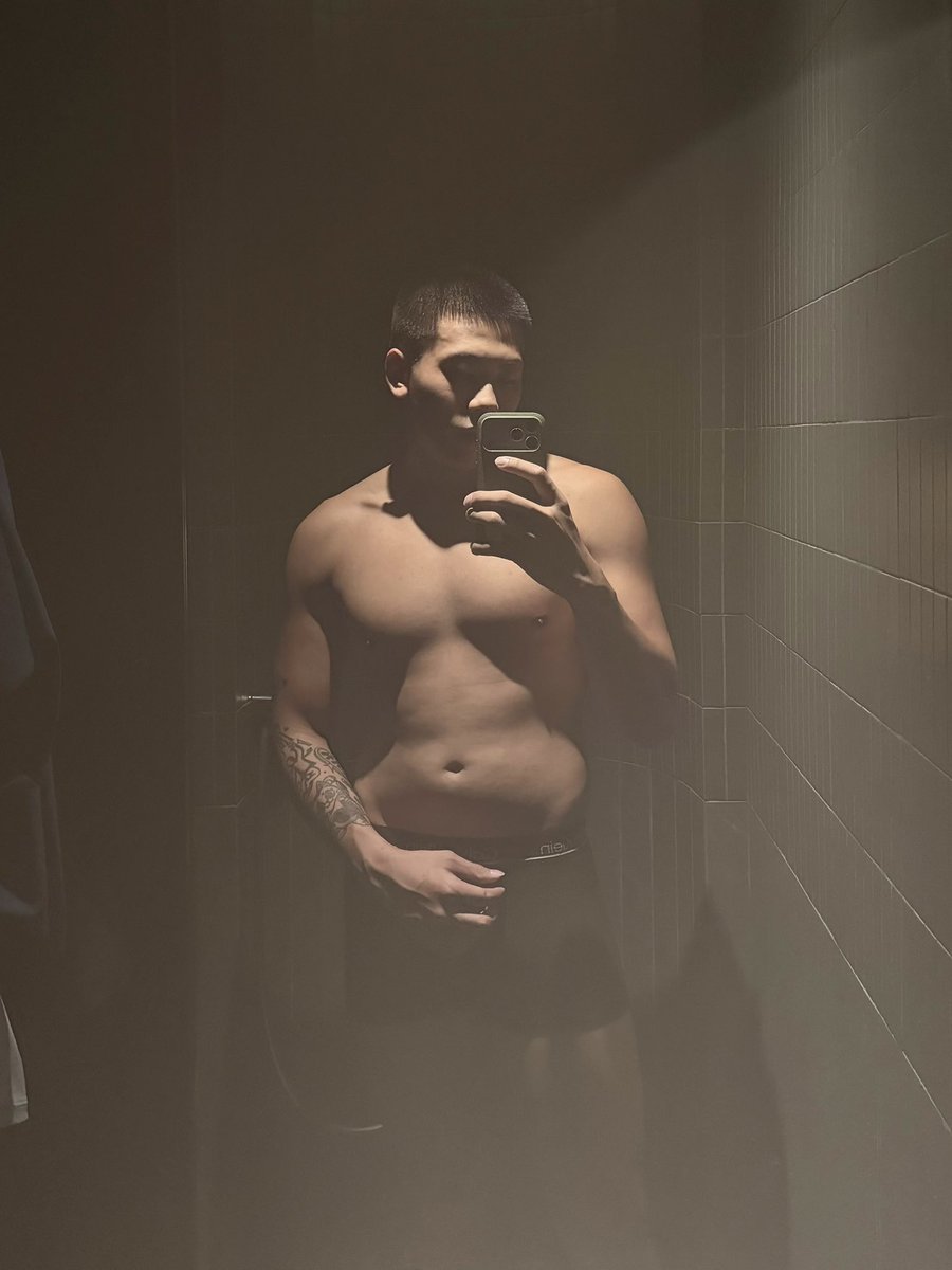 fudgehands's tweet image. Need to get back in shape 😭