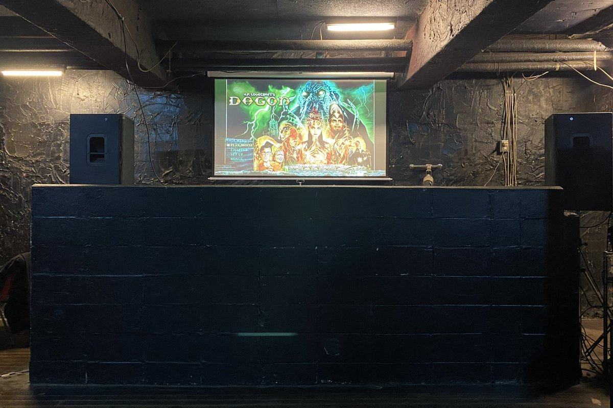 ブロジェクター新しくなりましたスクリーンも4:3の60インチから16:9の80インチに変わりました

毎年何かしら店をパワーアップする事を目標にしてますが今年も達成できて良かったです皆さんのおかげですありがとうございます