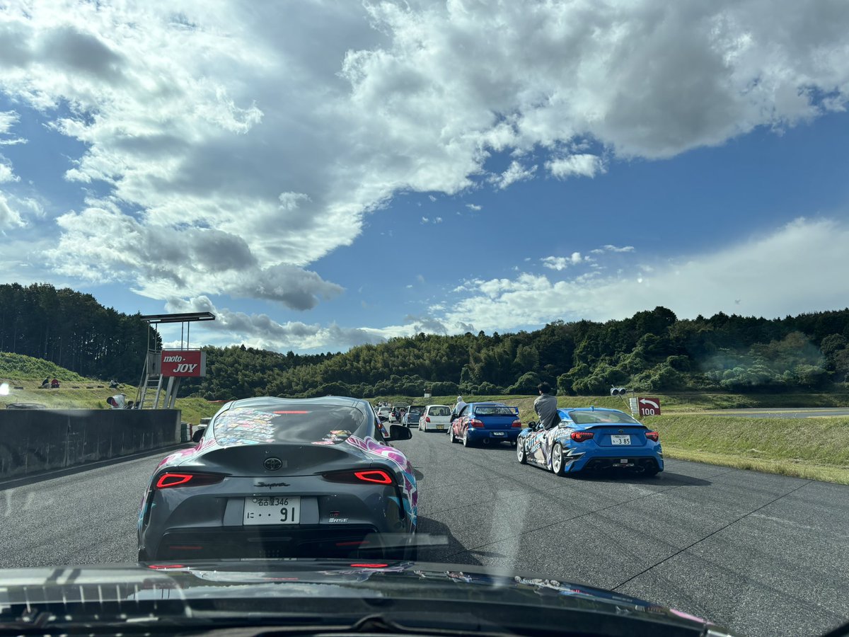 今日は鈴鹿ツインサーキットに来てる！🙌
